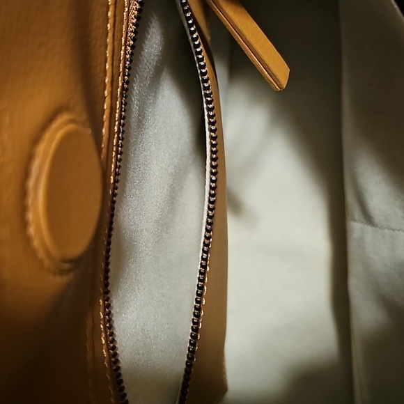 Authentic Vegan Medium Shopper - Picture 11 of 12